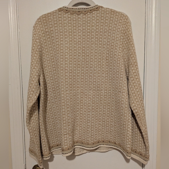 Orvis Women's Tan Cardigan Sweater - Picture 9 of 9